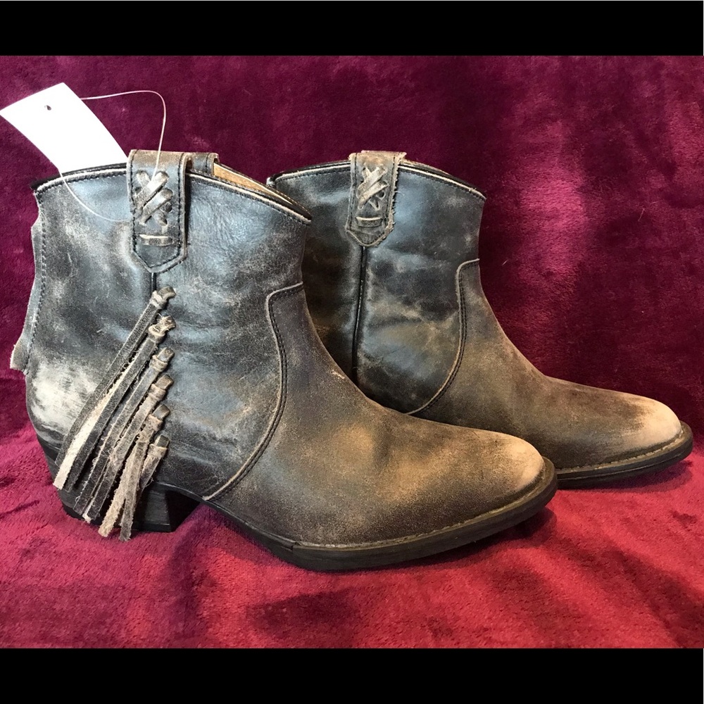 Very Volatile Los Angeles Women’s booties